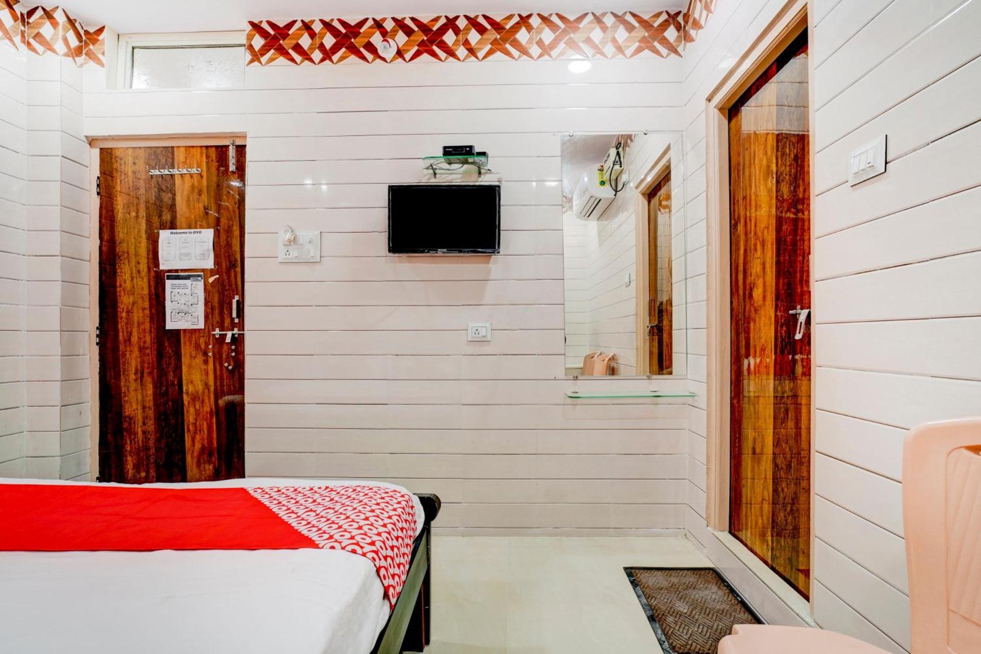 Hotel O Aroma Classic Near Nampally Main Railway Station Haidarábád Kültér fotó