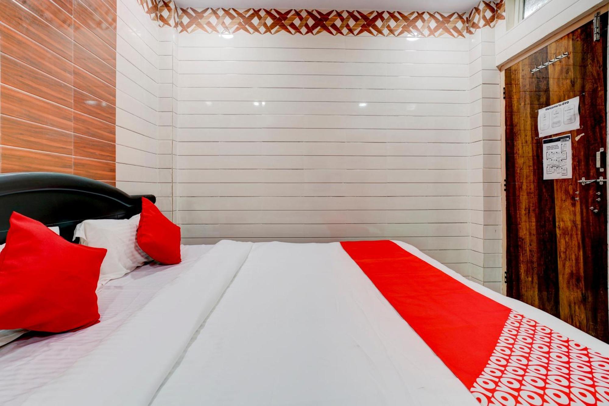 Hotel O Aroma Classic Near Nampally Main Railway Station Haidarábád Kültér fotó